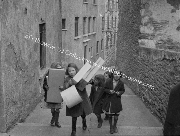 GIRLS CLIMBING HILLY LANE